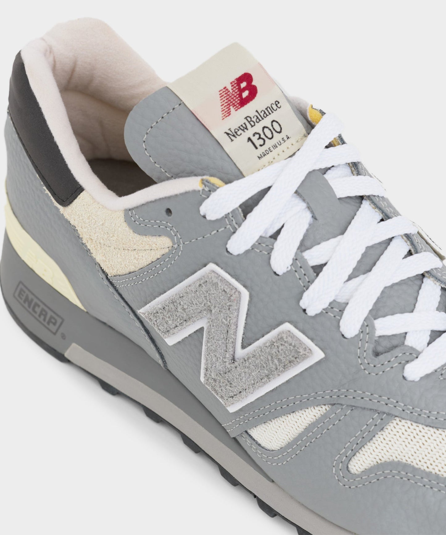 New Balance 1300 Sneaker